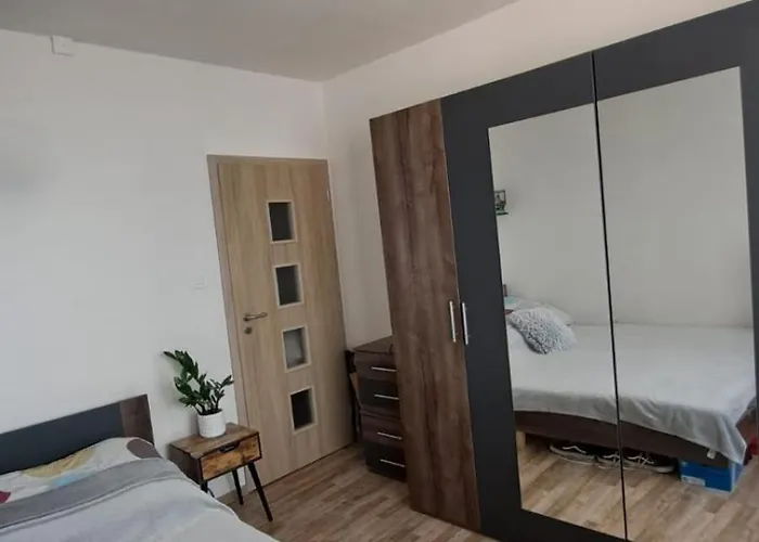 Utulny V Kludnej Lokalite Apartment